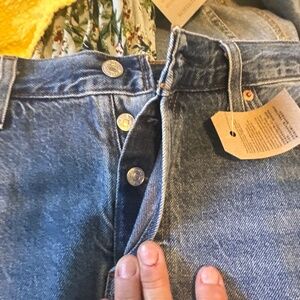 NWT Levi skirt